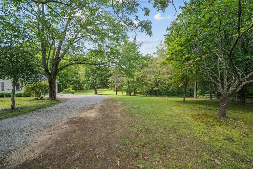 4540 S York Highway Jamestown TN 38556