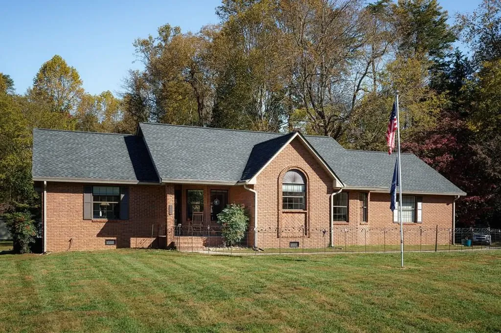 236 Stratford Drive Cookeville TN 38506