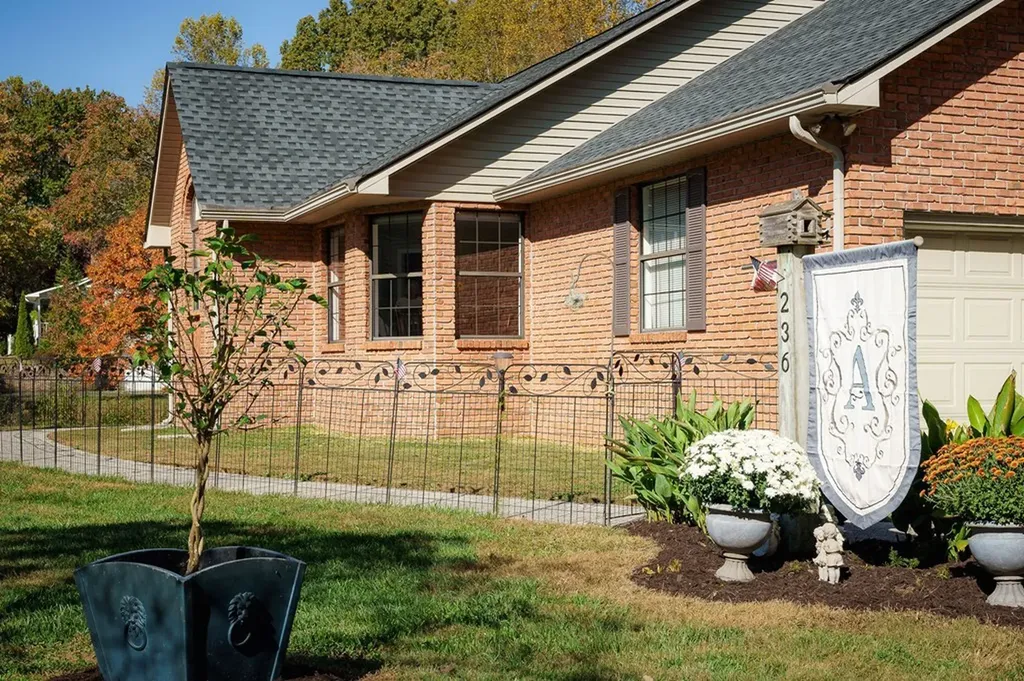 236 Stratford Drive Cookeville TN 38506