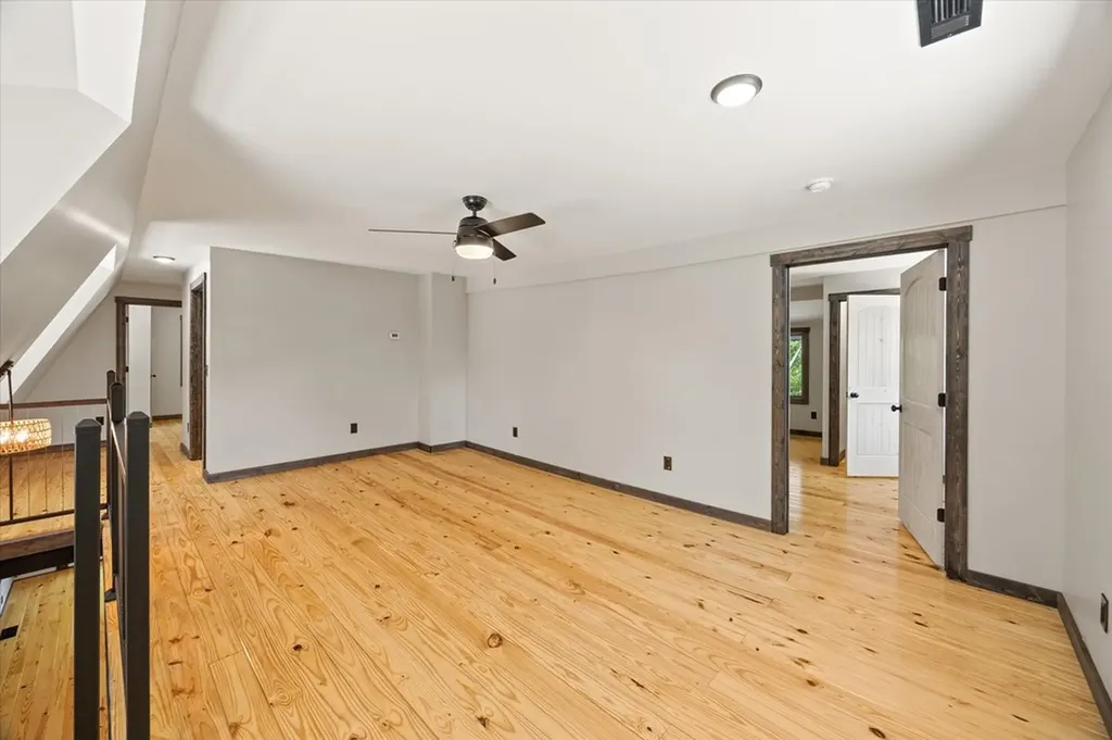 4221 New Hope Road Celina TN 38551