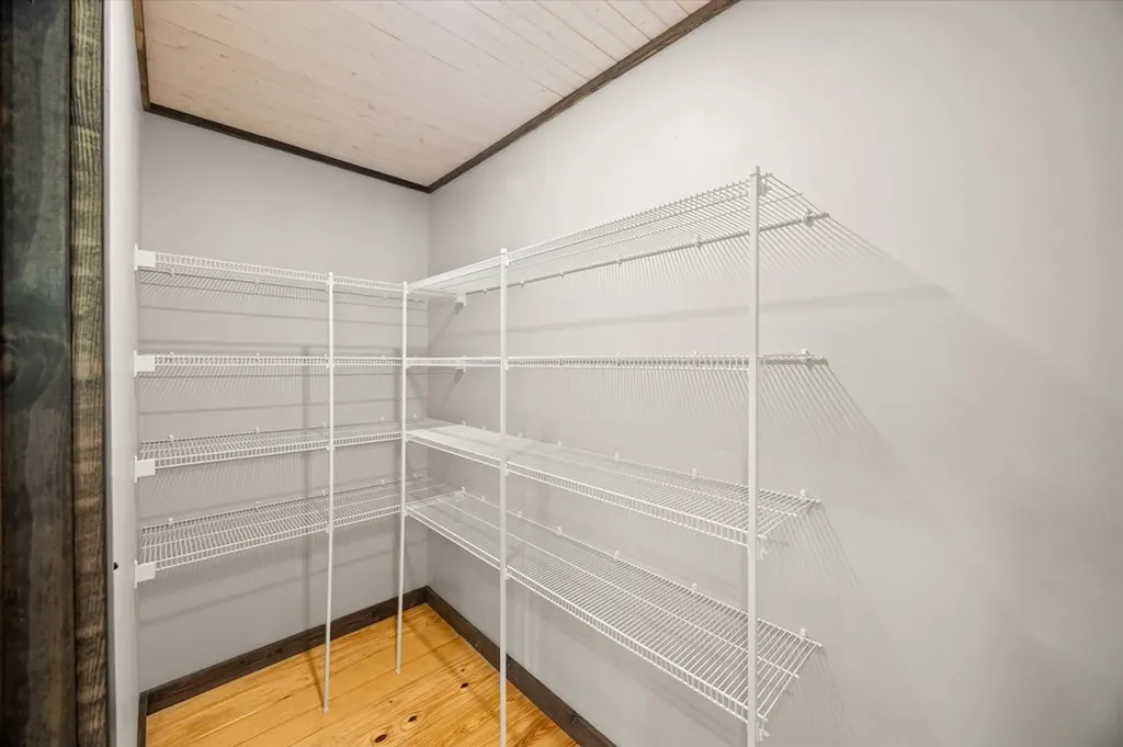 4221 New Hope Road Celina TN 38551