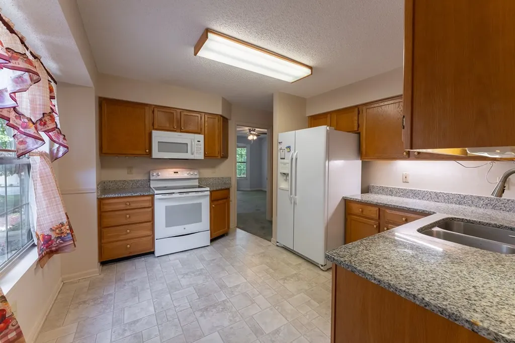 122 Mariners Drive Crossville TN 38558