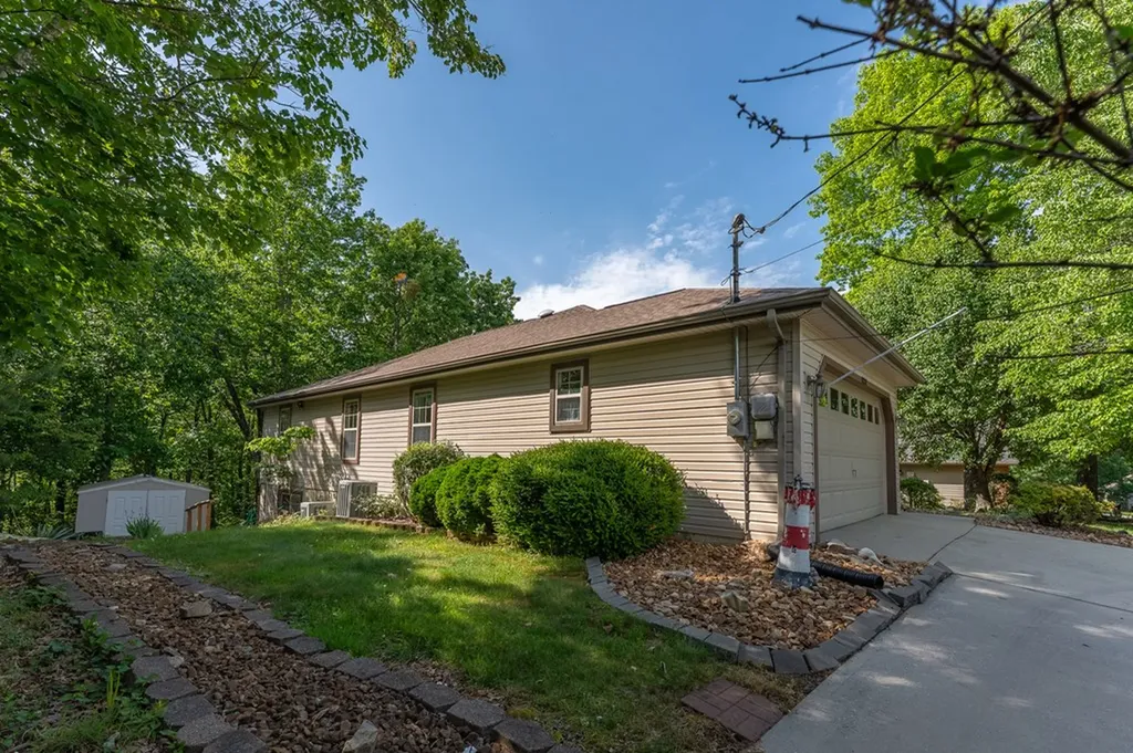 122 Mariners Drive Crossville TN 38558