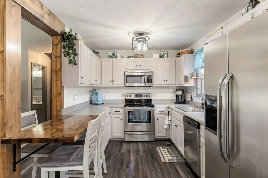 75 Buck Lane Lafayette TN 37083