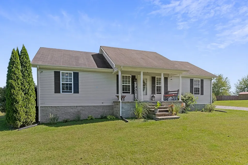 75 Buck Lane Lafayette TN 37083