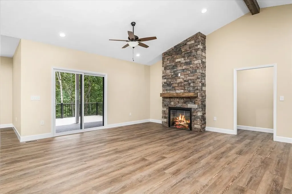 698 N Lake Trail Monterey TN 38574