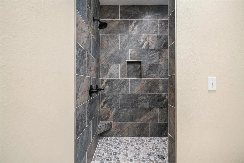 698 N Lake Trail Monterey TN 38574