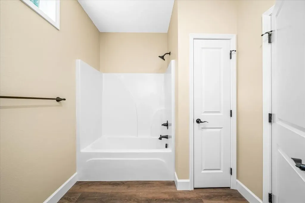 698 N Lake Trail Monterey TN 38574