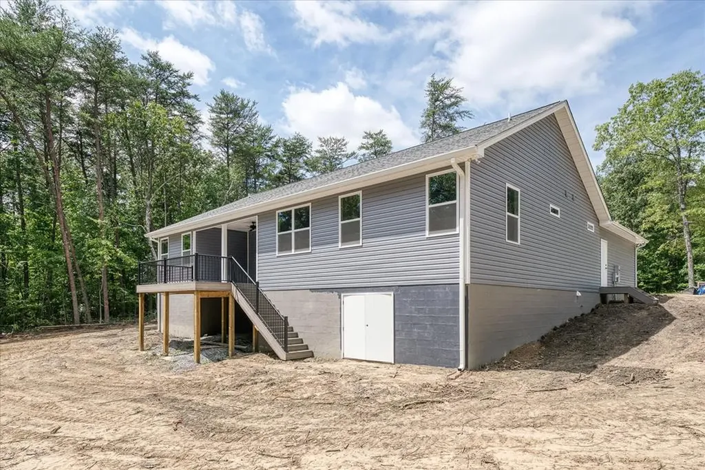 698 N Lake Trail Monterey TN 38574