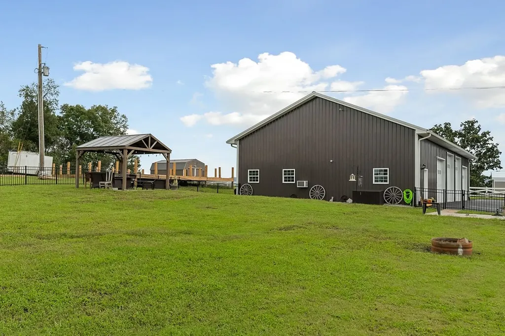 1088 Fanchers Mill Road Sparta TN 38583