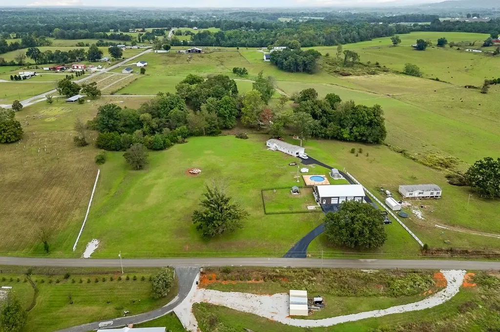1088 Fanchers Mill Road Sparta TN 38583