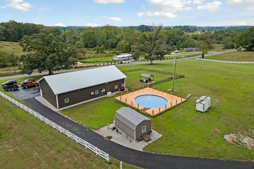 1088 Fanchers Mill Road Sparta TN 38583