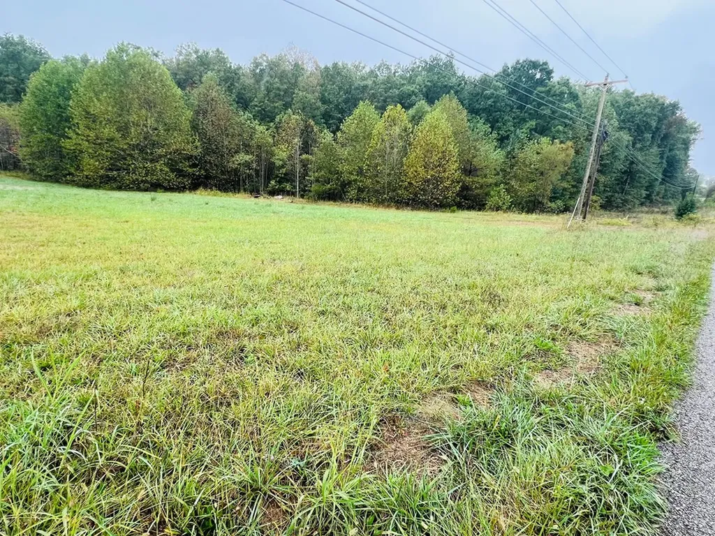 484 Interstate Lane Crossville TN 38571