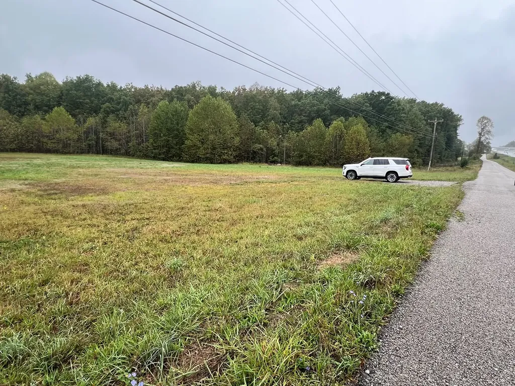 484 Interstate Lane Crossville TN 38571