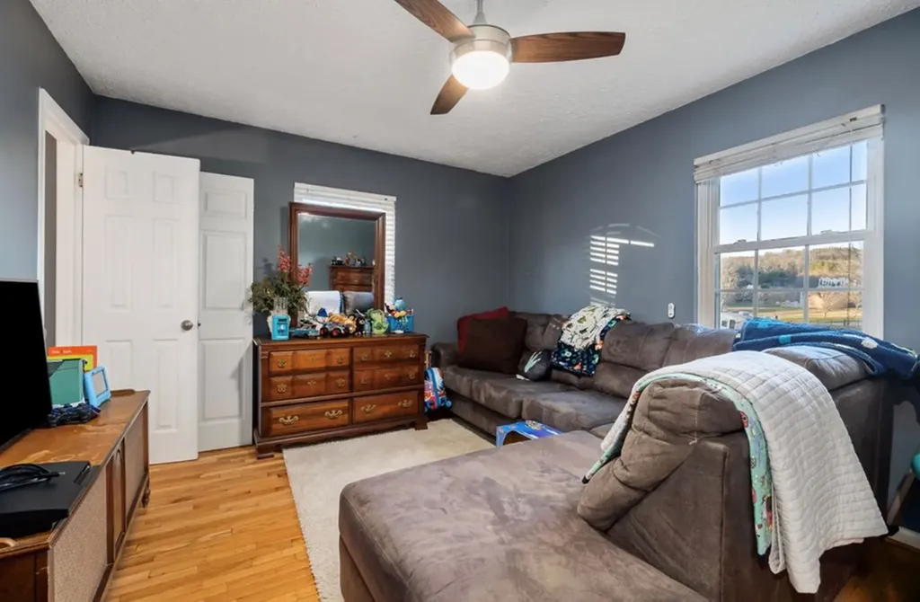 2375 Hidden Cove Road Cookeville TN 38506