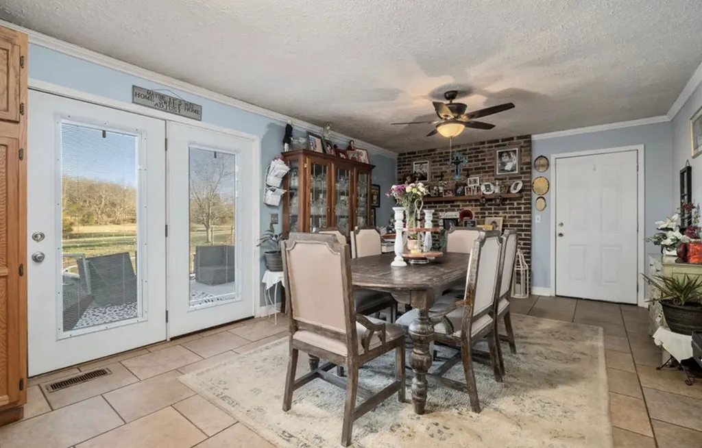 2375 Hidden Cove Road Cookeville TN 38506