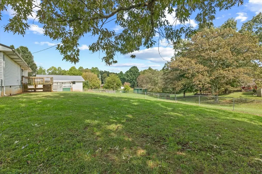 160 Martin Ridge Lane Gainesboro TN 38562