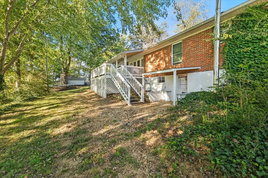 5554 Dodson Branch Road Cookeville TN 38501