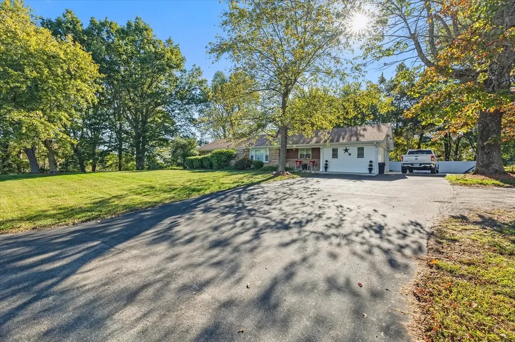 5554 Dodson Branch Road Cookeville TN 38501
