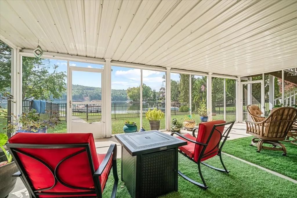 20 Victoria Way Crossville TN 38558