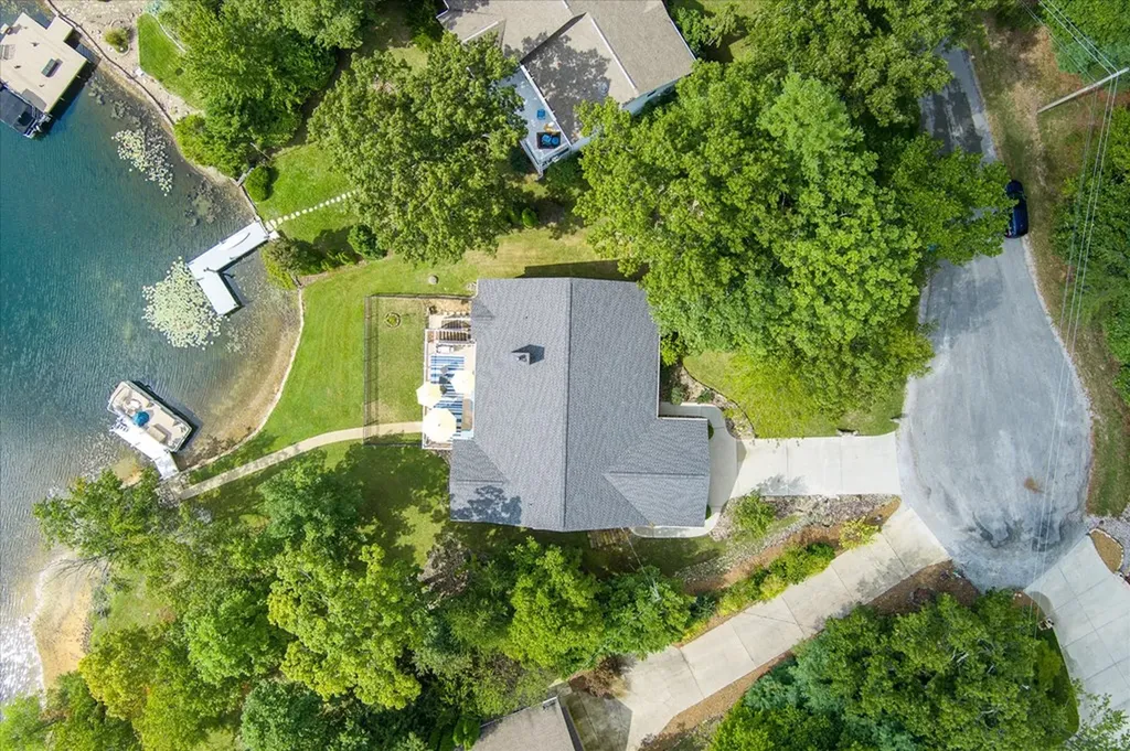 20 Victoria Way Crossville TN 38558