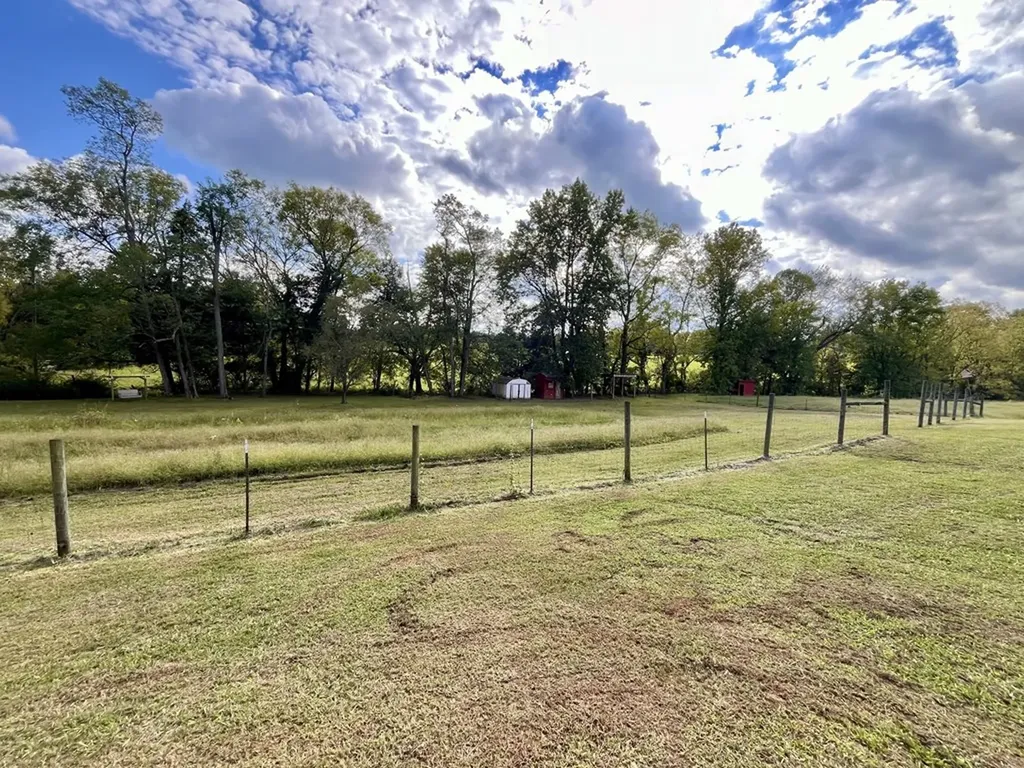 4038 Mount Zion Road Morrison TN 37357