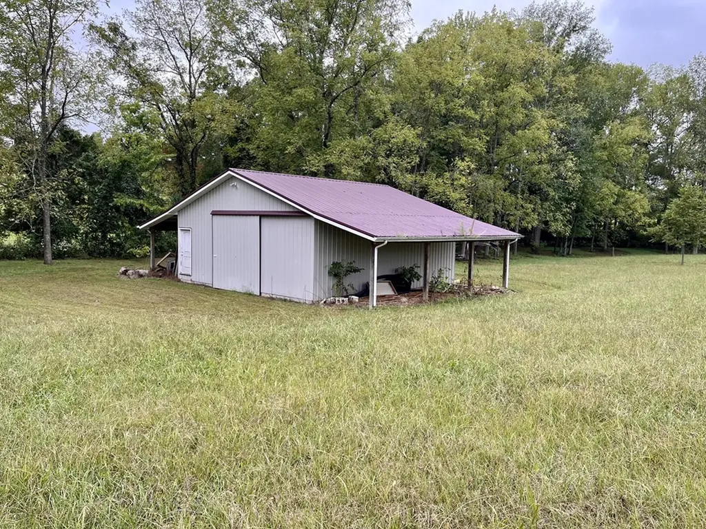 4038 Mount Zion Road Morrison TN 37357