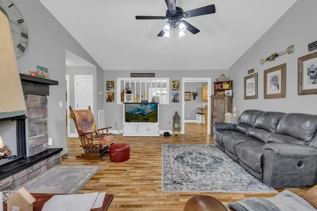 1461 Pennsylvania Avenue Jamestown TN 38556