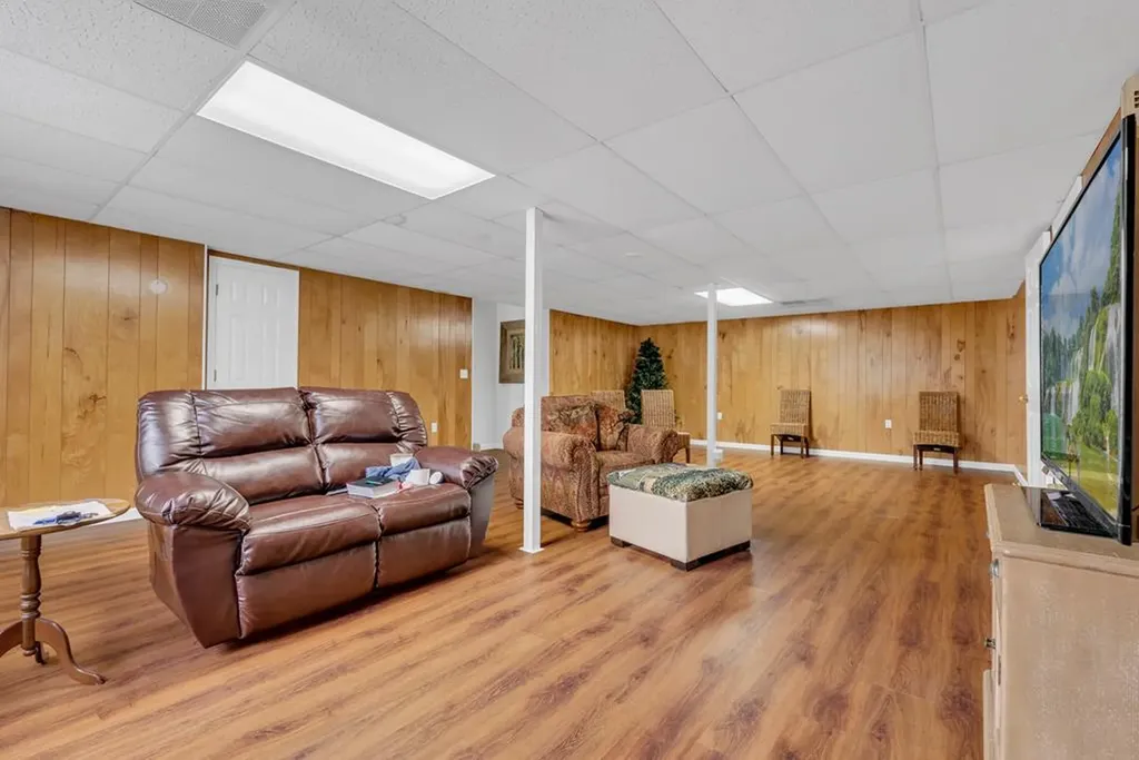 1461 Pennsylvania Avenue Jamestown TN 38556