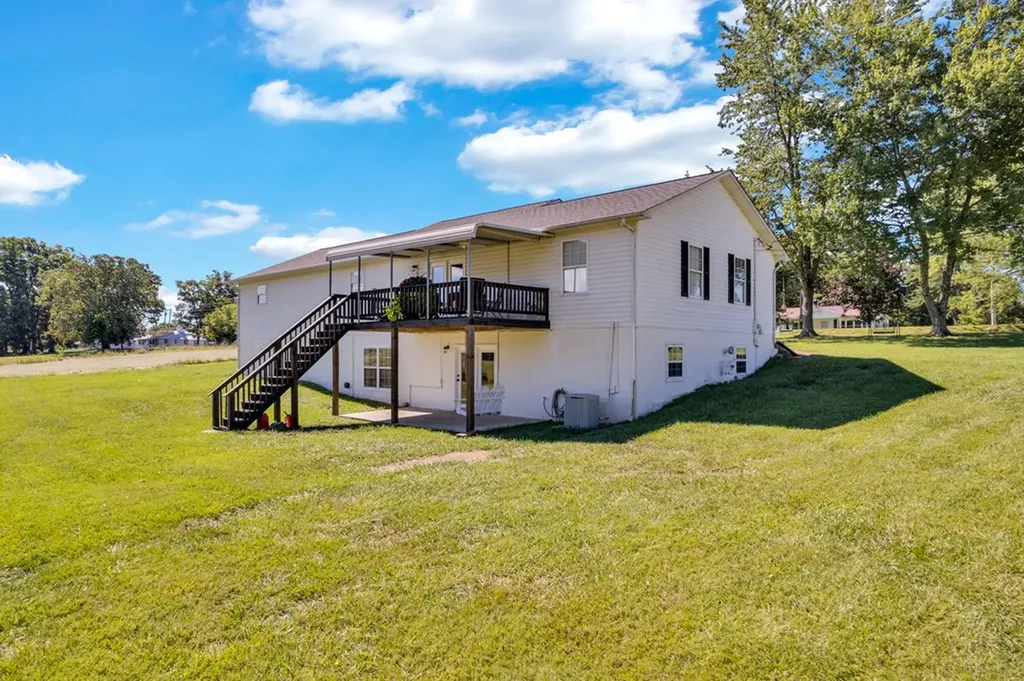 1461 Pennsylvania Avenue Jamestown TN 38556