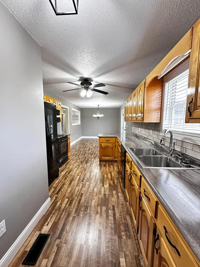 1461 Pennsylvania Avenue Jamestown TN 38556