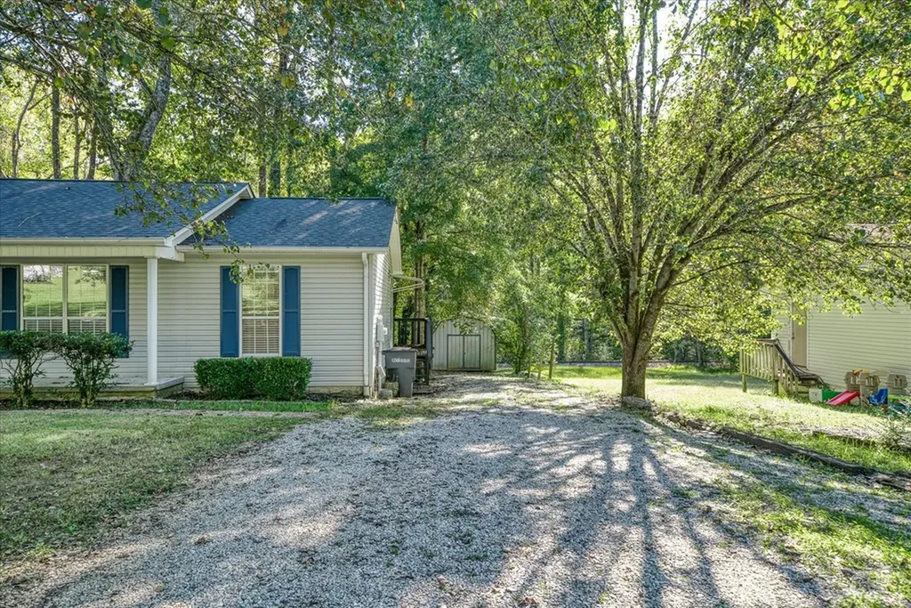 740 Robinson Road Cookeville TN 38501