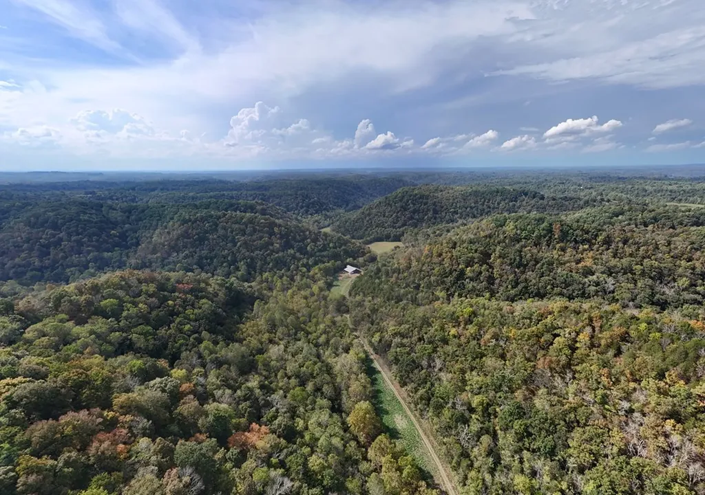 5154 Dry Mill Creek Hilham TN 38568