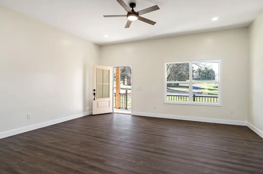 899 Charles Golden Road Sparta TN 38583