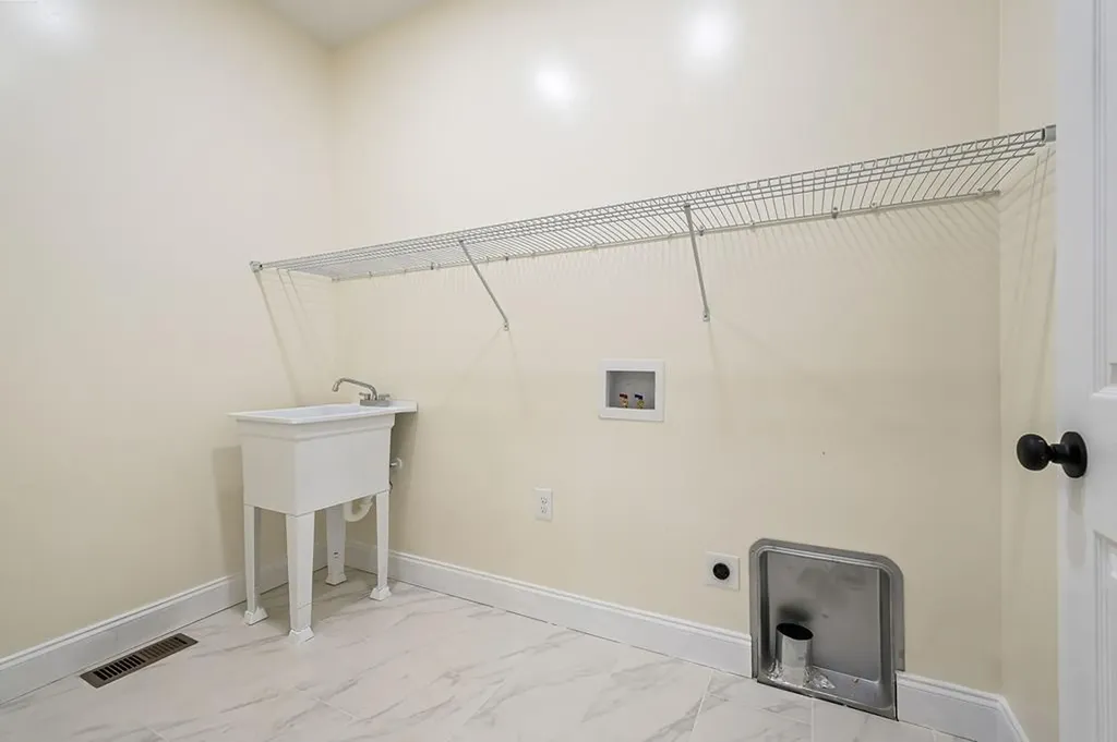 899 Charles Golden Road Sparta TN 38583