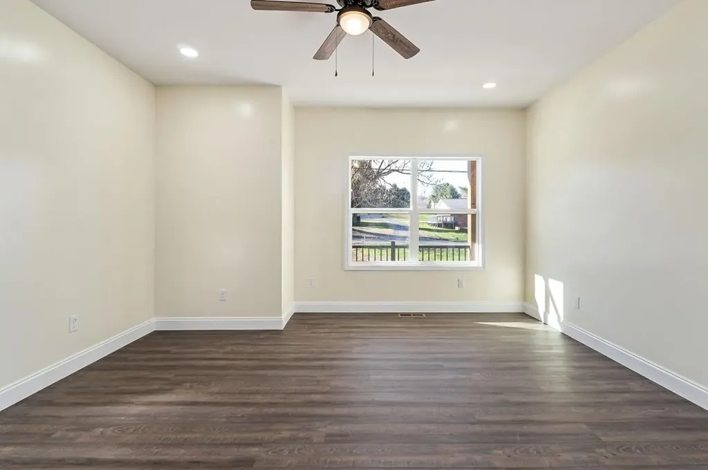 899 Charles Golden Road Sparta TN 38583