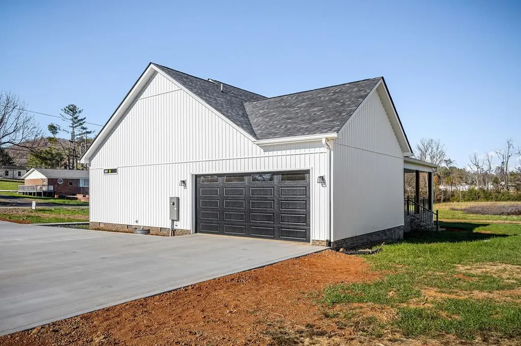 899 Charles Golden Road Sparta TN 38583