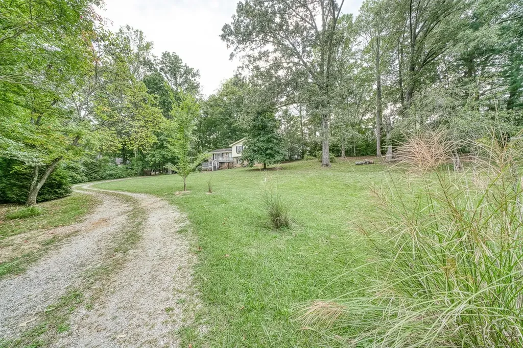 1671 New Hope Drive Cookeville TN 38506-5528