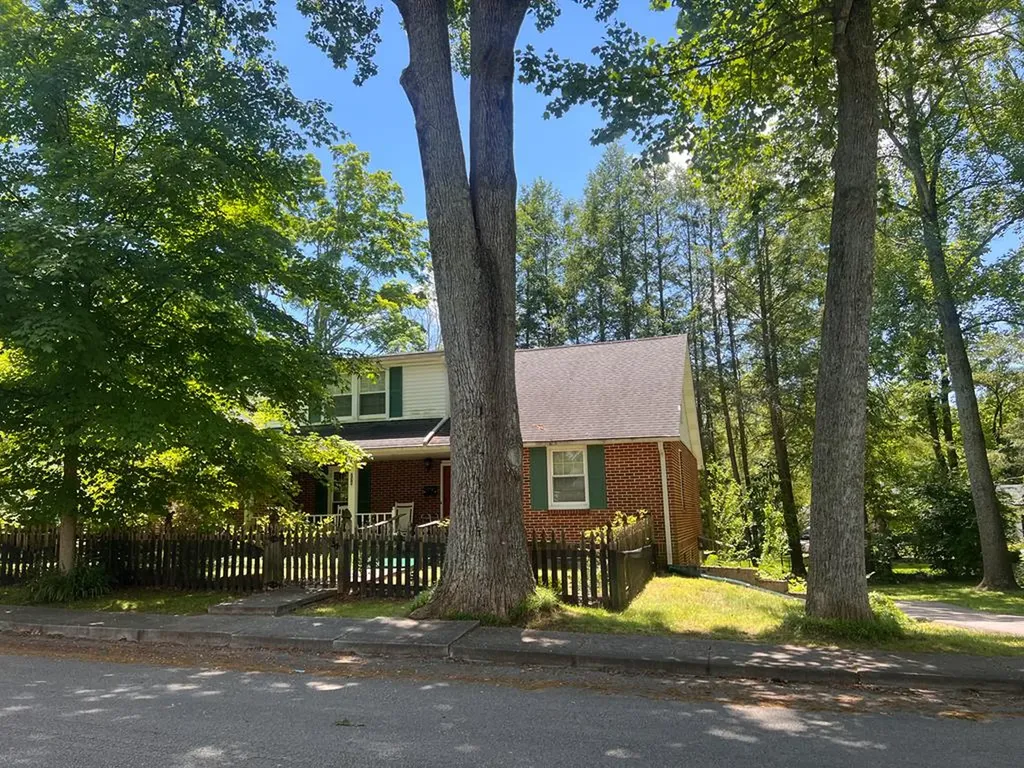 239 E 6th Cookeville TN 38501