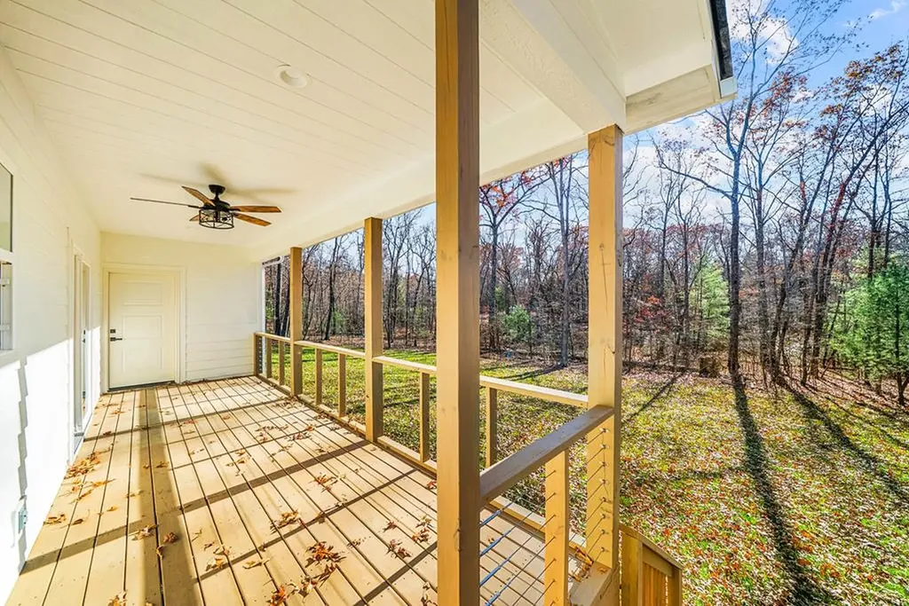 3019 Pomo Circle Crossville TN 38572