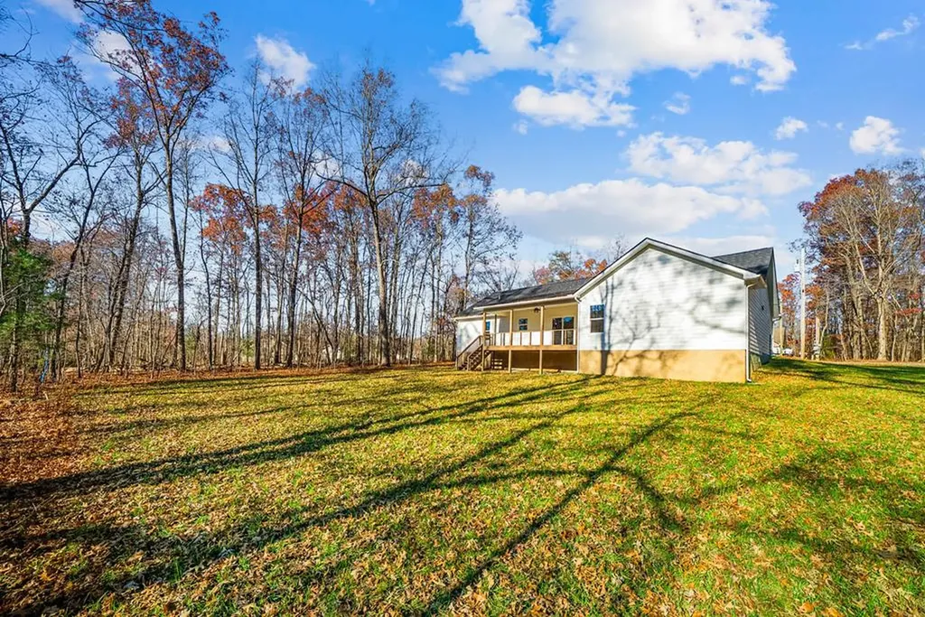 3019 Pomo Circle Crossville TN 38572