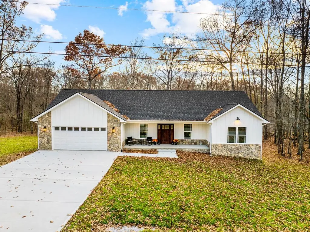 3019 Pomo Circle Crossville TN 38572