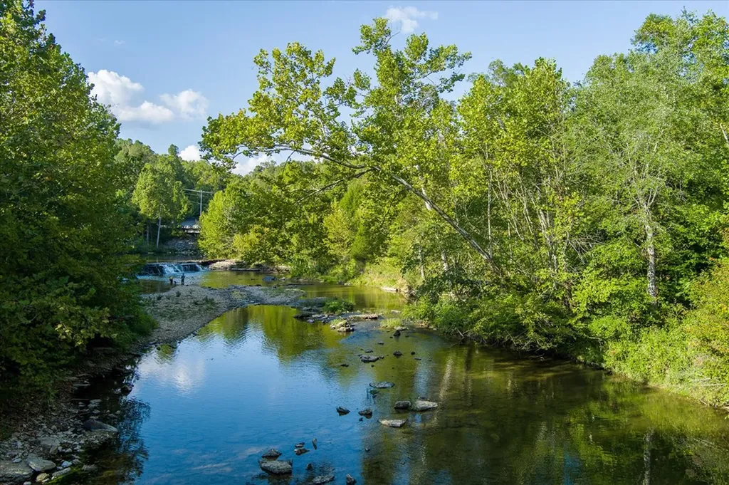 00 Waterloo Road Cookeville TN 38501