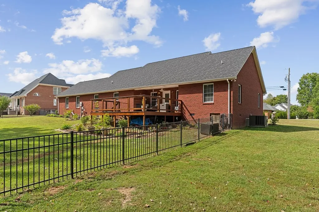 317 Taylor Circle Cookeville TN 38506