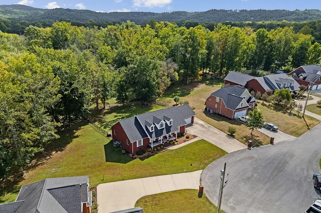 317 Taylor Circle Cookeville TN 38506
