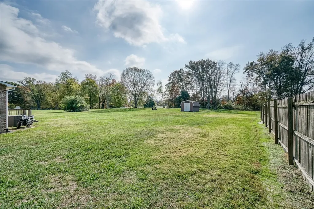 945 Cindy Drive Cookeville TN 38506