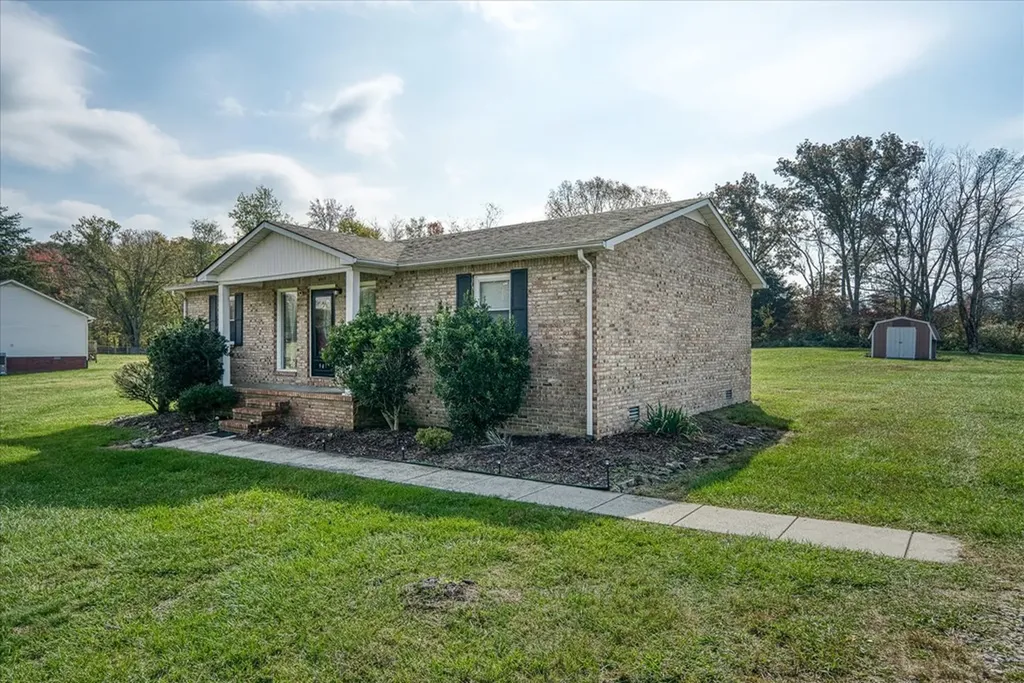 945 Cindy Drive Cookeville TN 38506