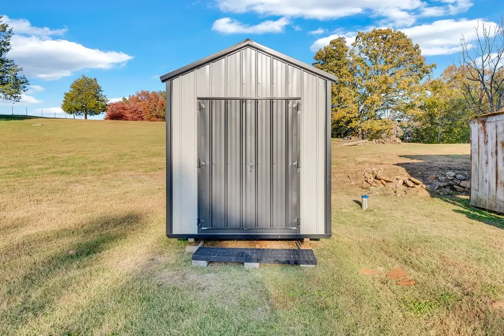 1353 Frank Sims Road Sparta TN 38583