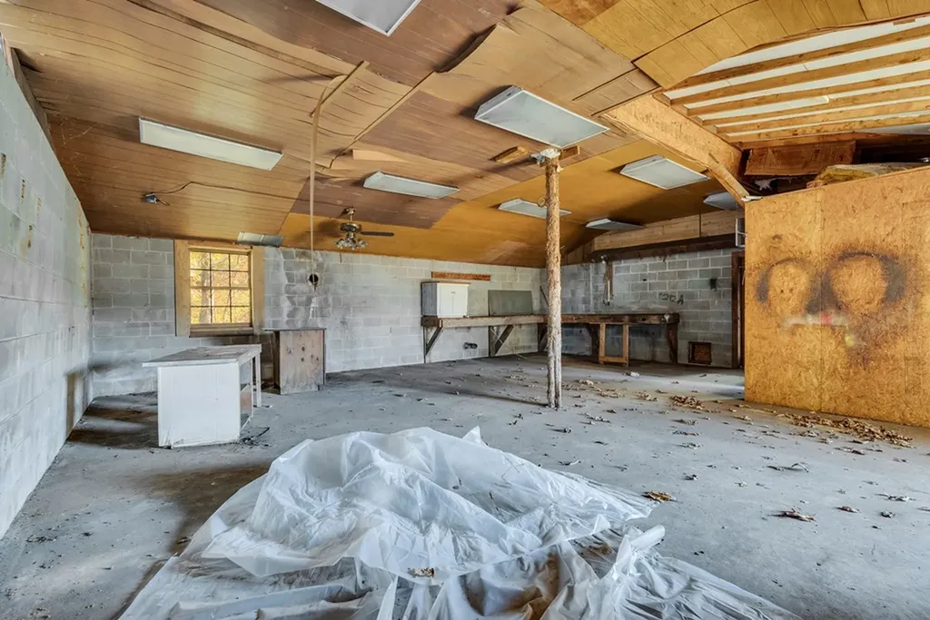 1353 Frank Sims Road Sparta TN 38583