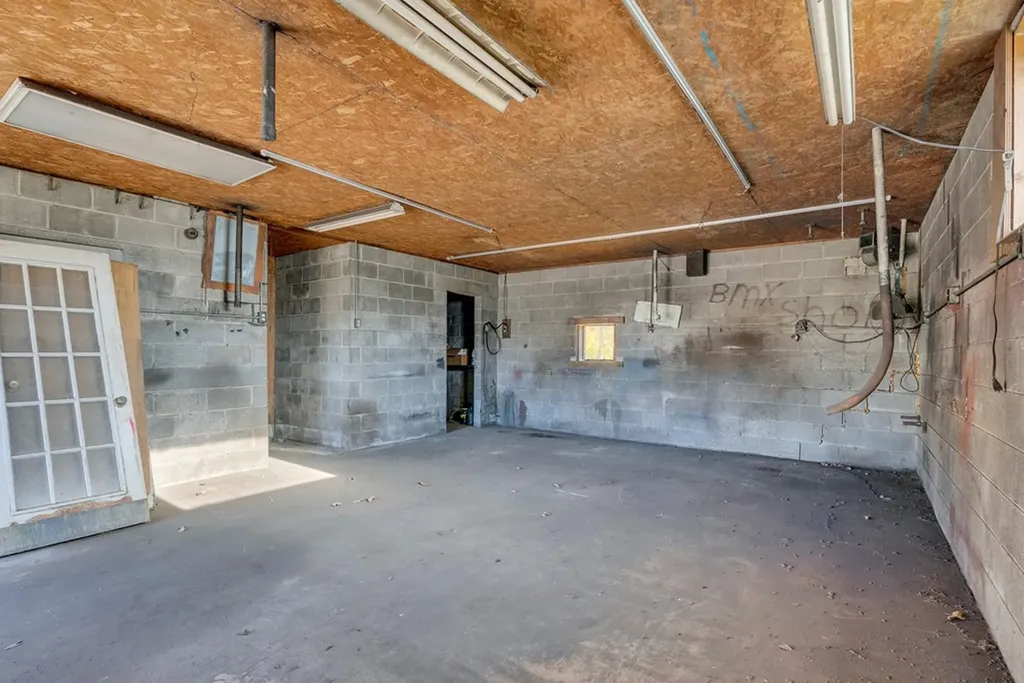 1353 Frank Sims Road Sparta TN 38583